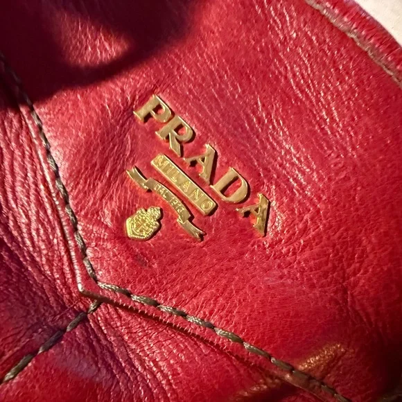 Prada bag - Picture 10 of 11